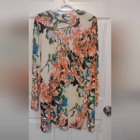 Chico's 2pc Tank/Cardigan Set - Picture 10 of 10